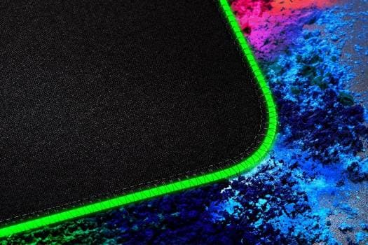 Razer Goliathus Extended Chroma Soft Gaming Mouse Mat | RZ02-02500300-R3M1 thumbnail 3