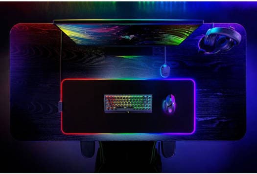 Razer Strider Chroma Hybrid Mouse Mat, 19 Chroma RGB Lighting Zones, Warp and Water Resistant, Anti Slip Base, 4mm Thickness, 900L x W370 mm Dimension, Black | RZ02-04490100-R3M1 thumbnail 5