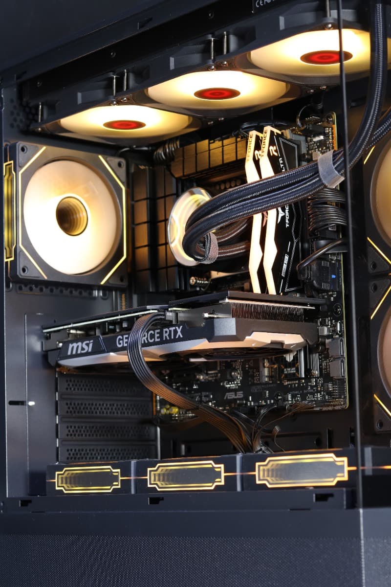 AMD 9600X Series Gaming PC, AMD Ryzen 5 9600X, AM5 Socket, 6 Cores, 12 Threads, NVIDIA RTX 4080 Super 16GB, 32GB (2x16GB) 6000MHz, 1TB PCIe 3.0 NVMe  SSD, Air Cooler, 850W